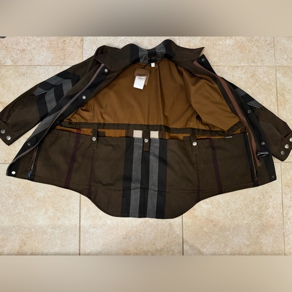 Burberry Field Check Jacket - Mens EU 44 - Picture 8 of 15